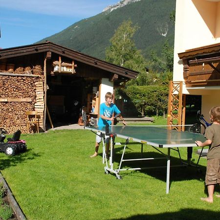 Haus Waltraud Apartment Neustift im Stubaital Exterior foto