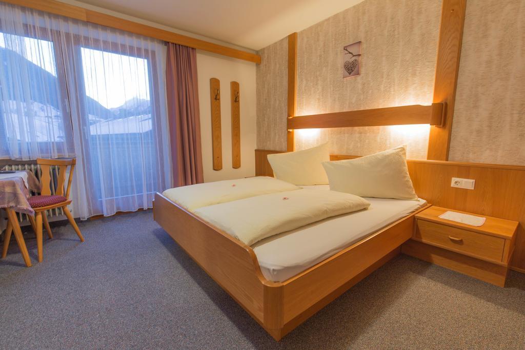 Haus Waltraud Apartment Neustift im Stubaital Cameră foto